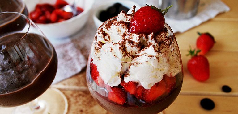 Brain Boosting Foods Recipes - Dark Chocolate and Strawberry Pudding