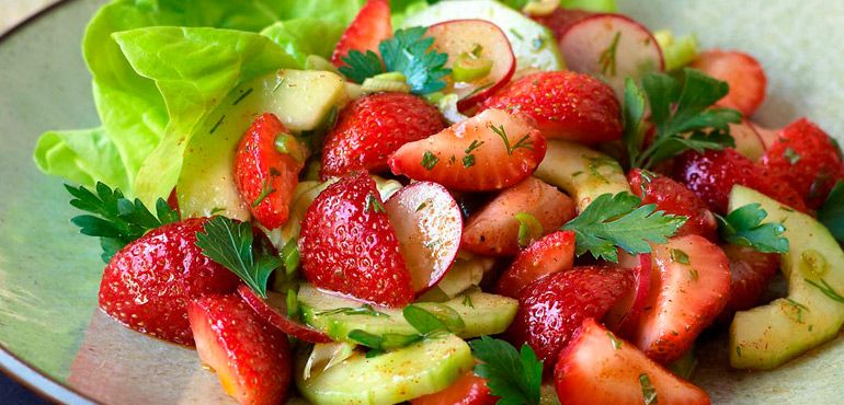 Brain Boosting Foods Recipes - Strawberry and Cucumber Salad